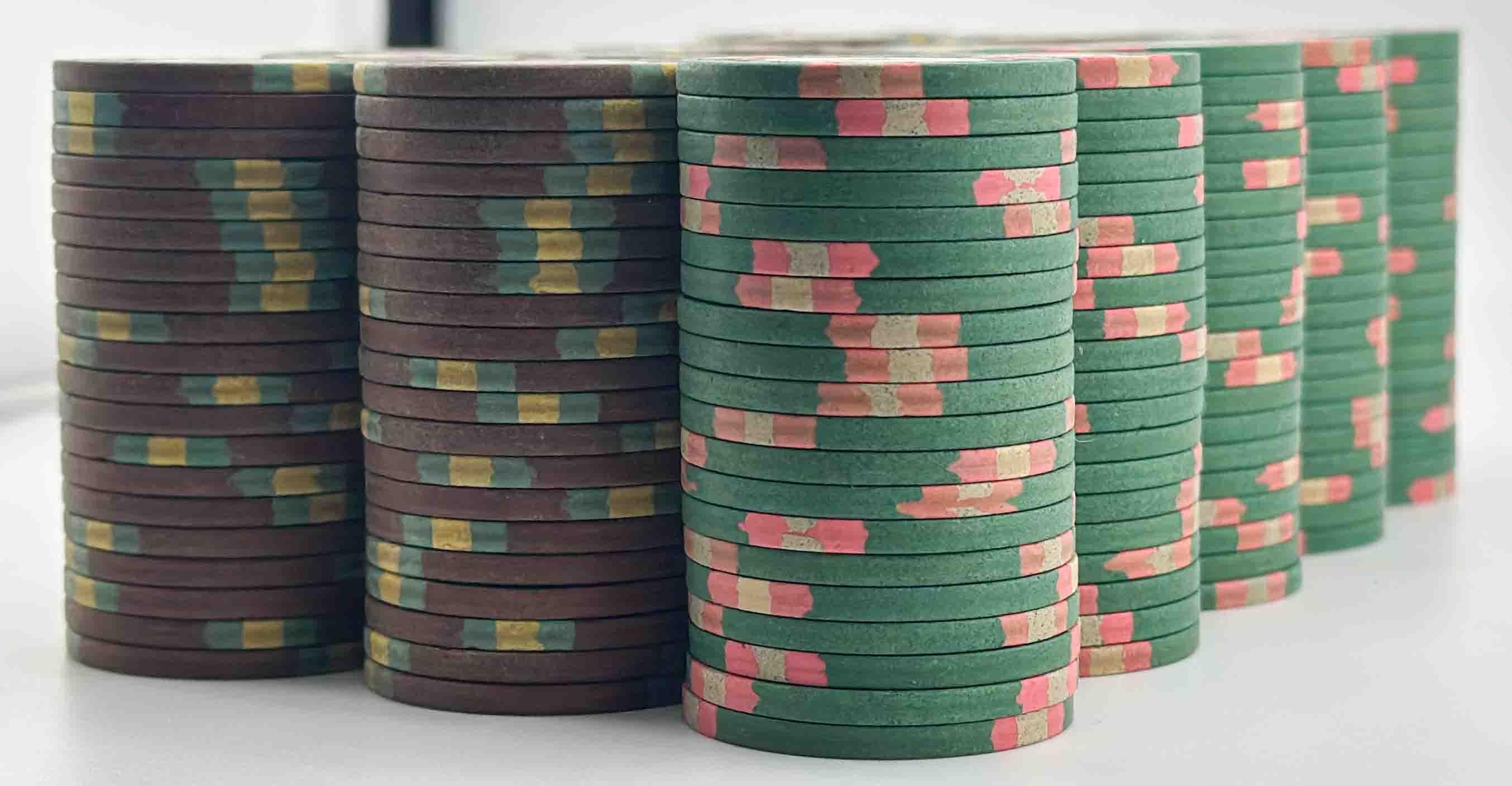 Thunderbird Casino Las Vegas Nevada 300 HHR Chip ($5 and $25) Set