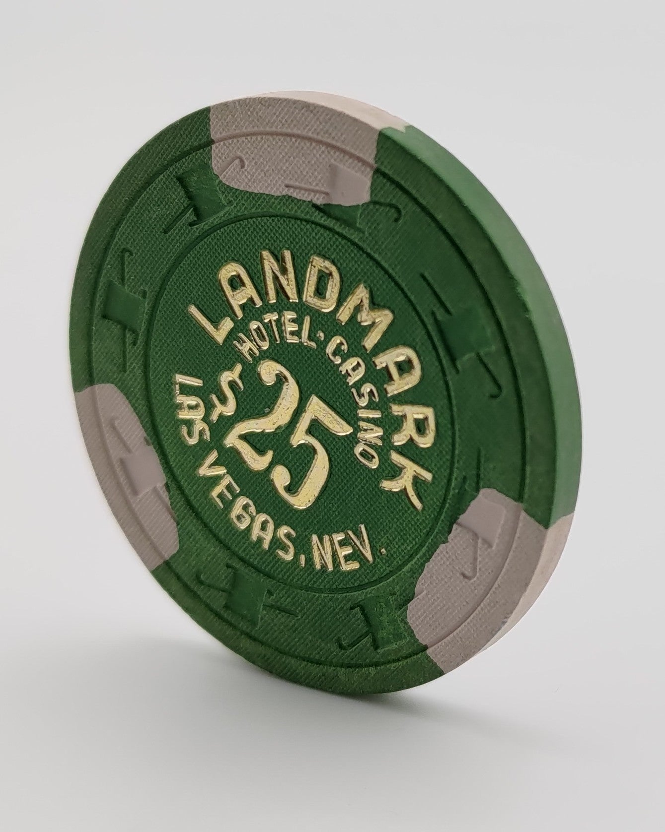 Landmark Casino Las Vegas Nevada $25 Chip 1985