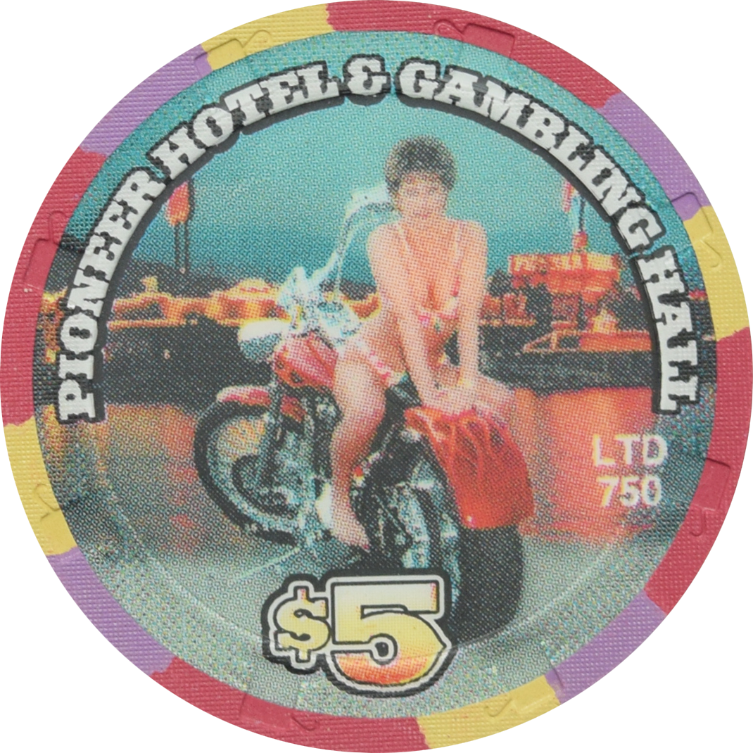 Pioneer Gambling Hall Casino Laughlin Nevada $5 River Run Chip 2001 #2