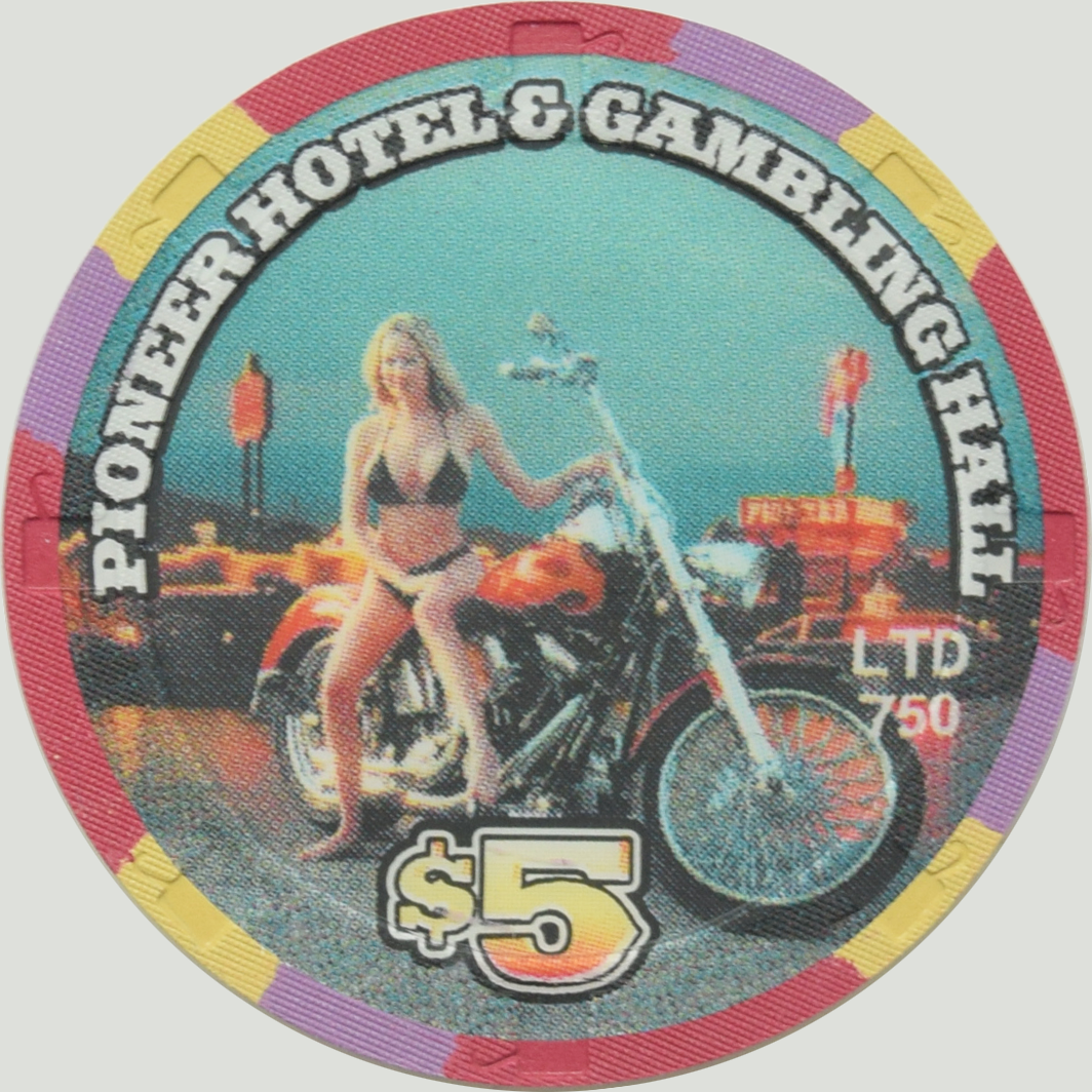Pioneer Gambling Hall Casino Laughlin Nevada $5 River Run Chip 2001 #1