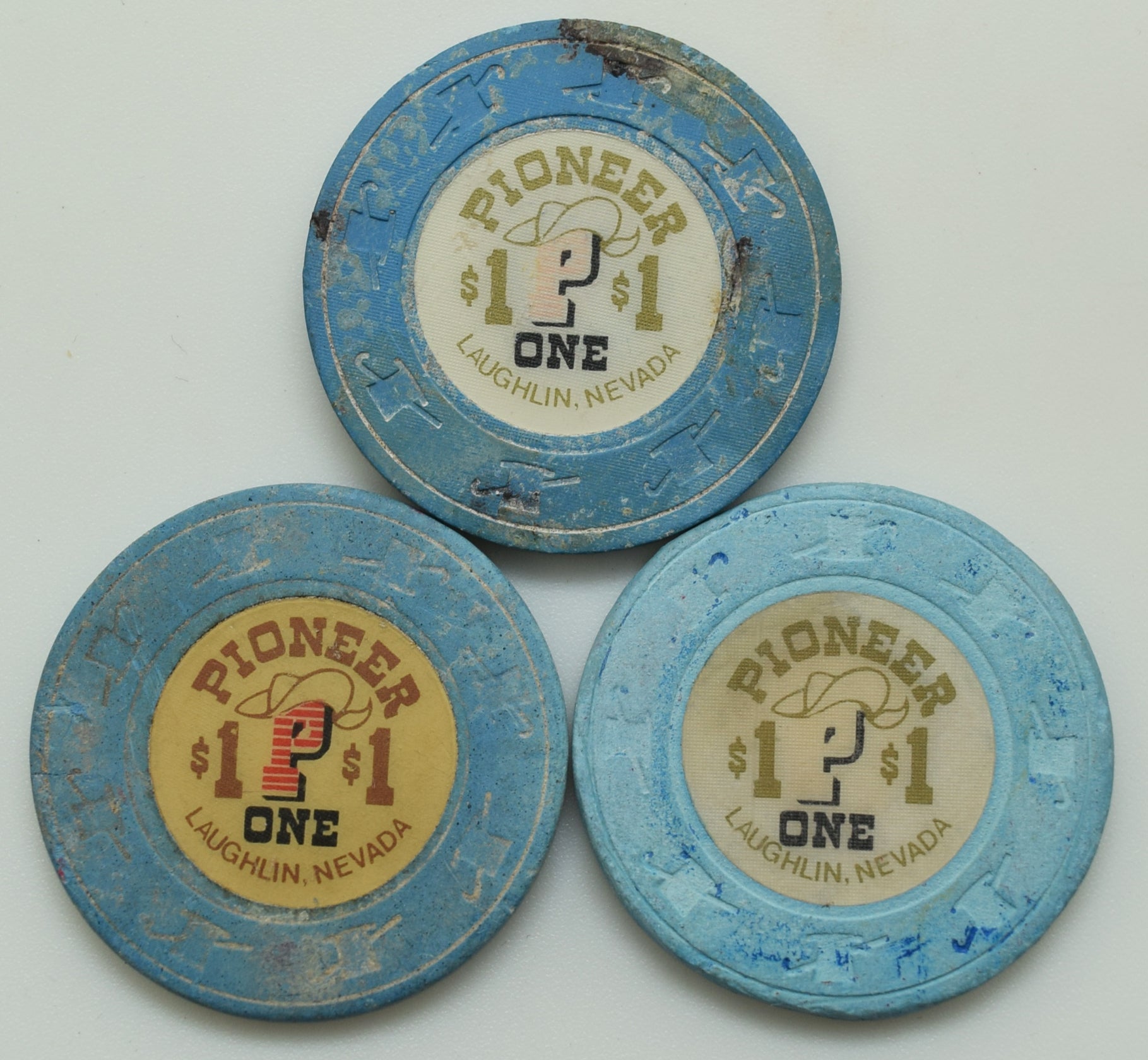 Pioneer Casino Laughlin Nevada $1 Dig Chip