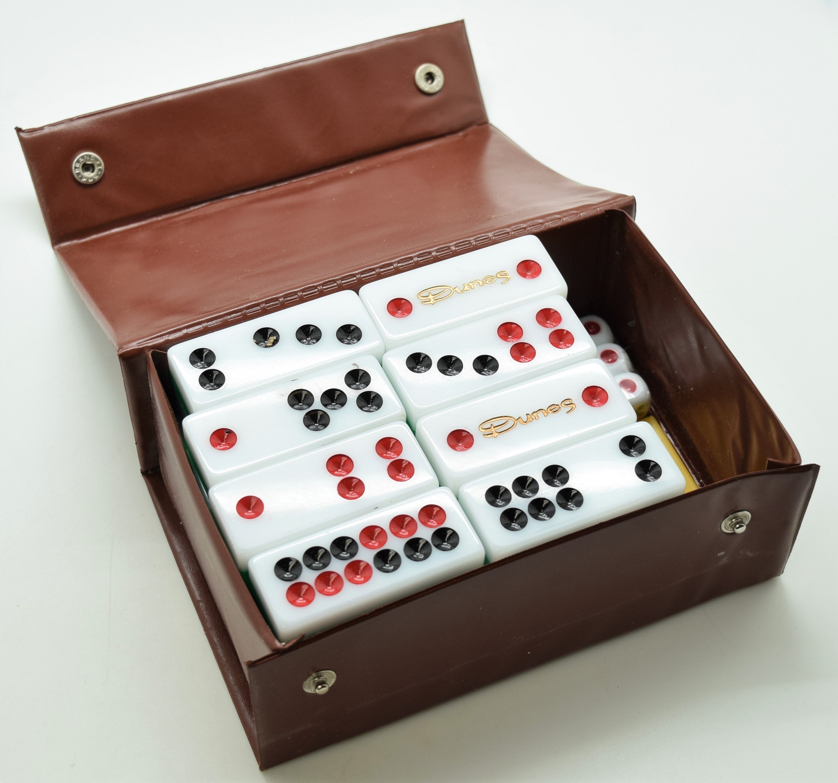 Dunes Pai Gow Set